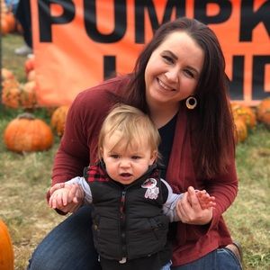 Meet your Posher, Dana